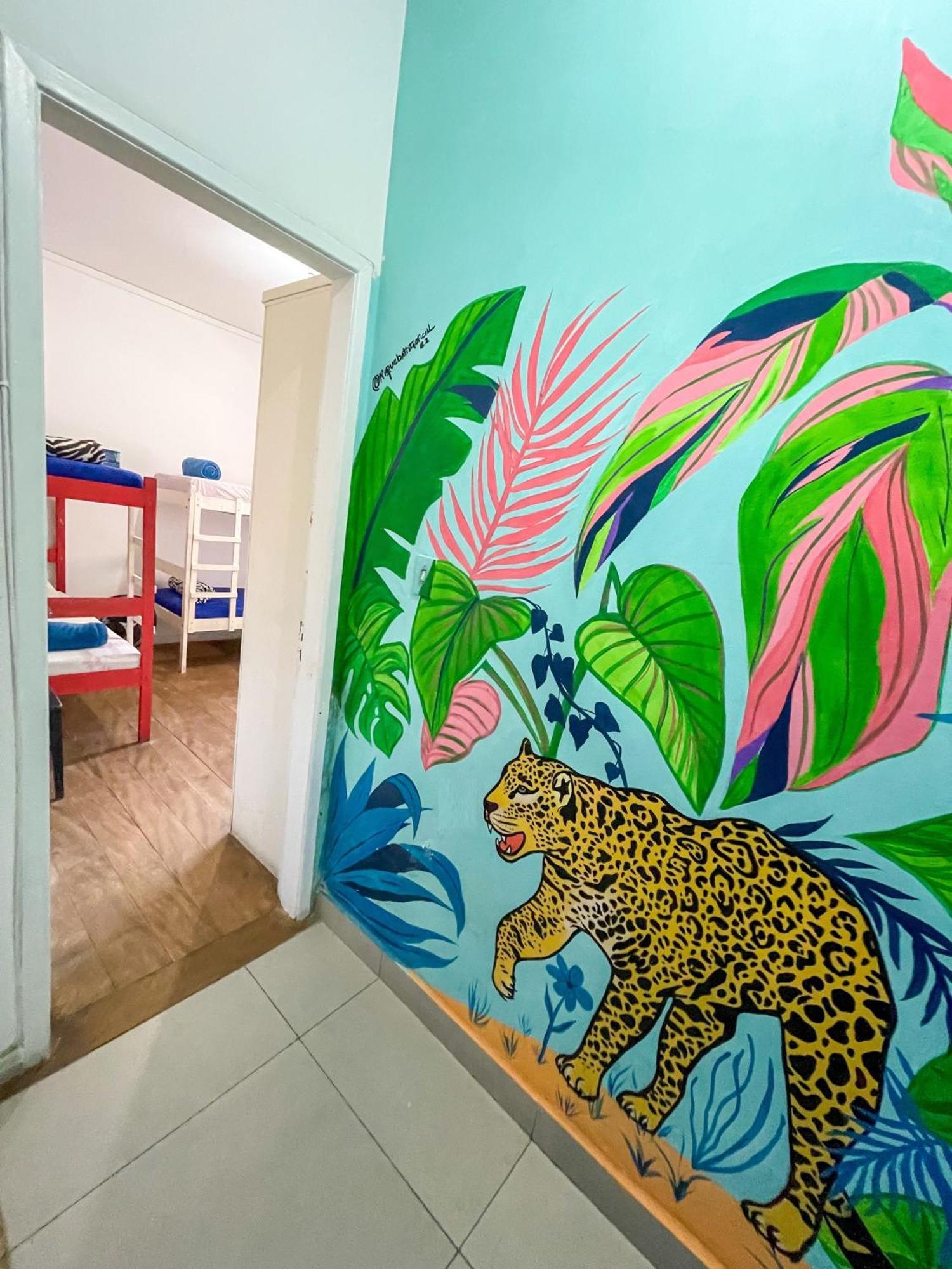 Onca Da Praia Hostel Vitoria Ngoại thất bức ảnh